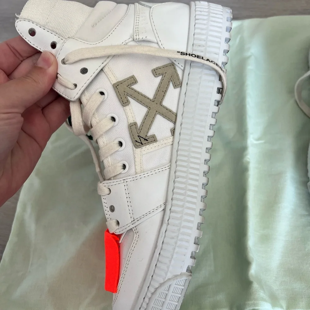 Authentic off white high top sneakers - Picture 2 of 8